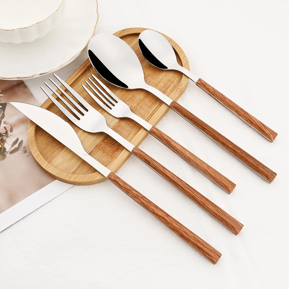 16/24/30 قطعة الفولاذ المقاوم  - مراجعة Bamboo Cutlery وسعره